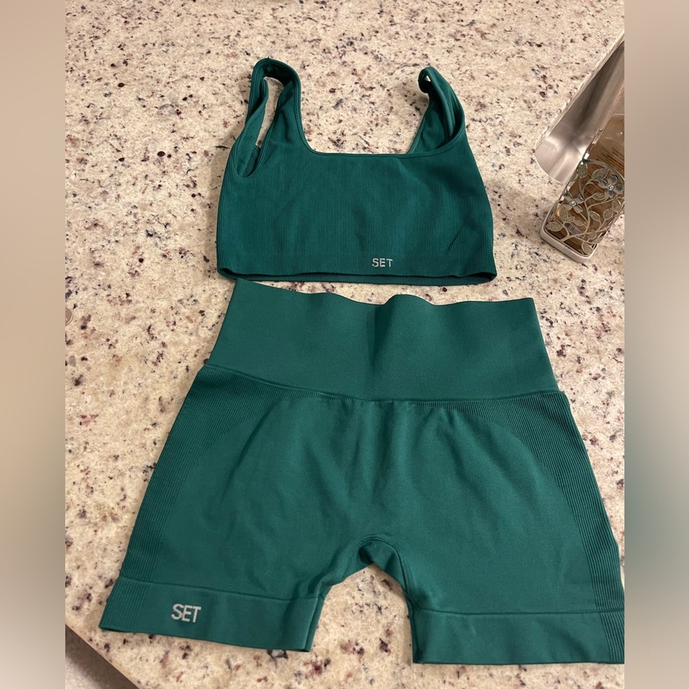 Set Active Green Workout Set